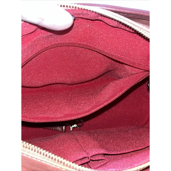 CHANEL Gabrielle Small Hobo Crossbody Bag Red Aged Calfskin Quilted Leather - Picture 13 of 16